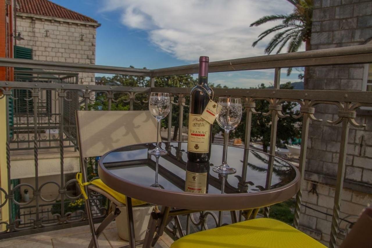 Apartmani Skver Sanja Herceg Novi Eksteriør billede