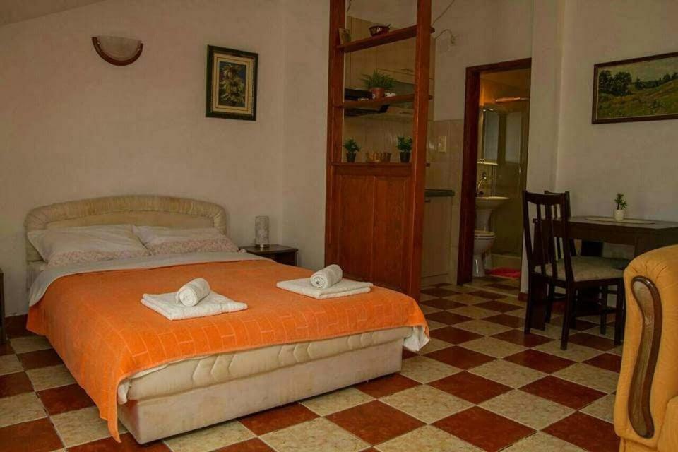 Apartmani Skver Sanja Herceg Novi Eksteriør billede